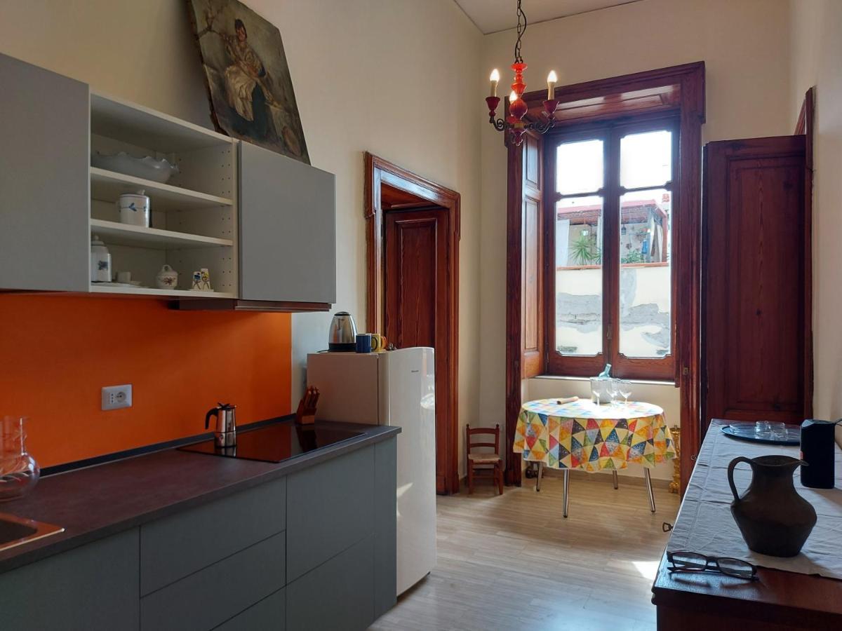 La Stanza Di Zoe Della Luna D'Irene Napoli Bagian luar foto